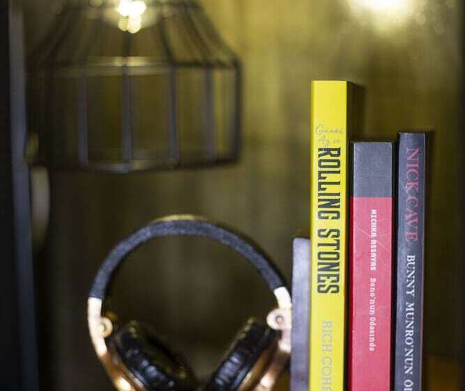 اتاق لوکس با چشمانداز, Meydan Besiktas