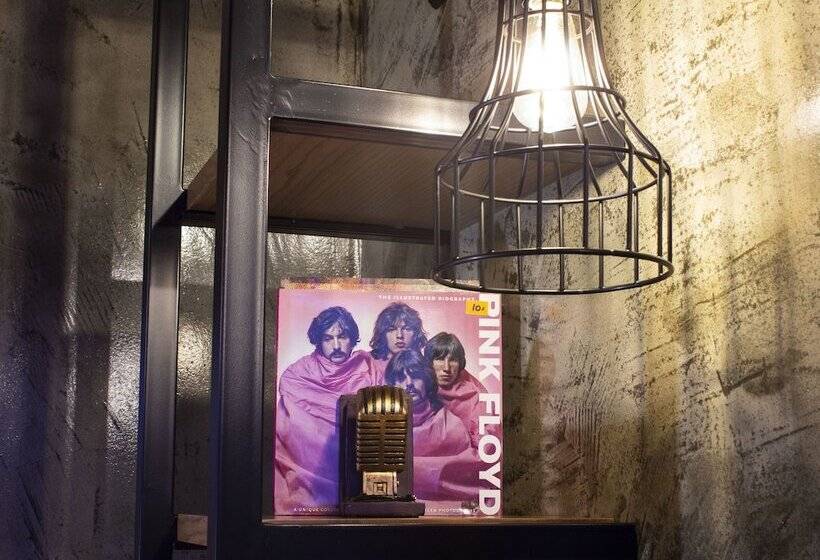 اتاق استاندارد, Meydan Besiktas