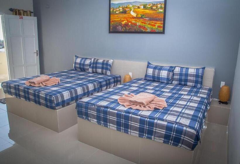 اتاق خانوادگی, Mui Ne Hills Budget