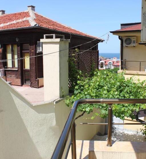 带1个卧室的公寓, Radik