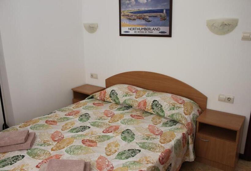 带2个卧室的公寓, Radik