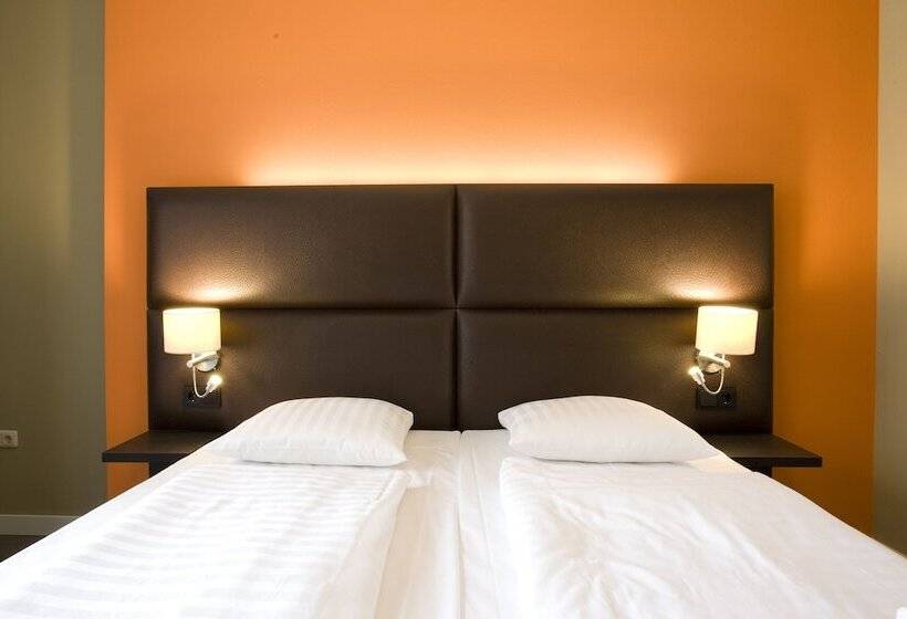 اتاق خانوادگی, Roermond Next Door