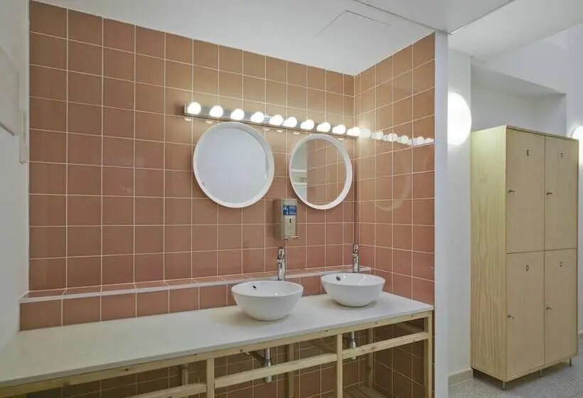 تختخواب در اتاق مشترک, Loop Inn Hostel Cartagena