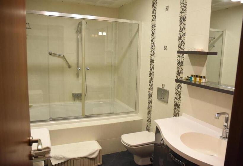 带3个卧室的公寓, Belle Maison Hotel&residence