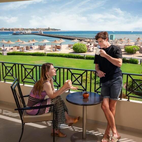 اتاق پرمیوم با چشمانداز دریا, Cleopatra Luxury Beach Resort Makadi Bay Adults Only