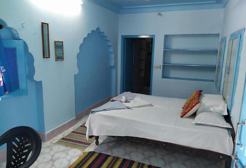 Quarto Estandar, Bharatpur Palace