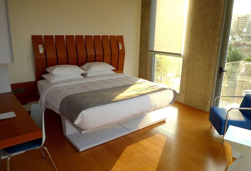 سوییت, Bossa Nova Beirut