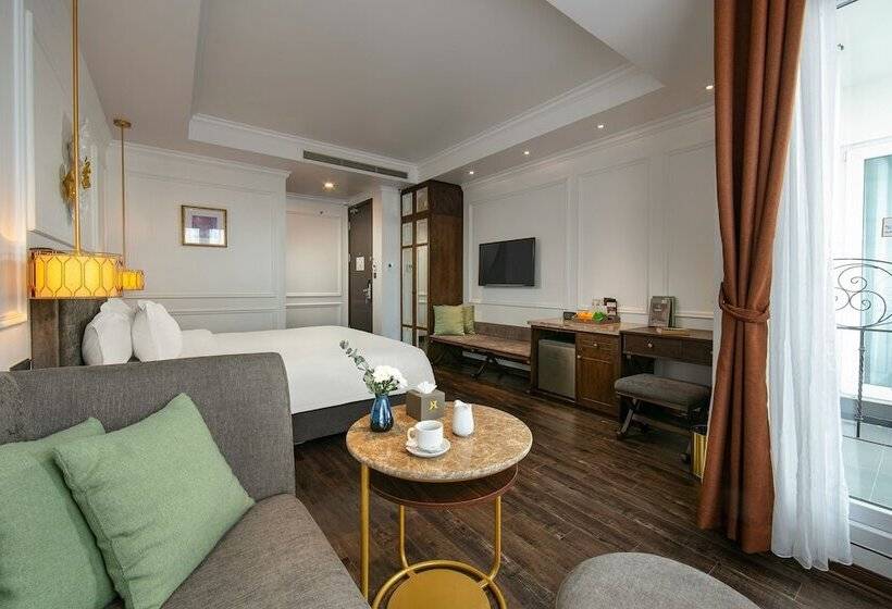 اتاق لوکس با بالکن, Hanoi Allure