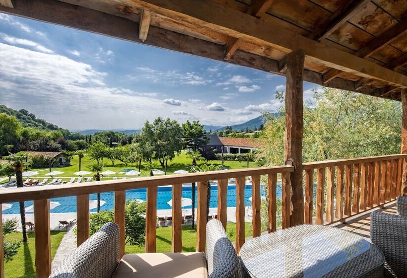 اتاق استاندارد, Lopota Lake Resort & Spa