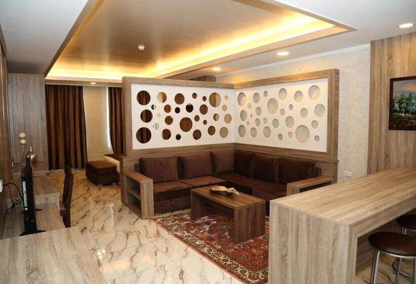 سوییت لوکس, Pearl Of Beirut Hotel & Spa