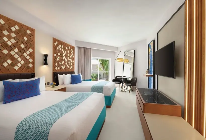 Club Room Side Sea View