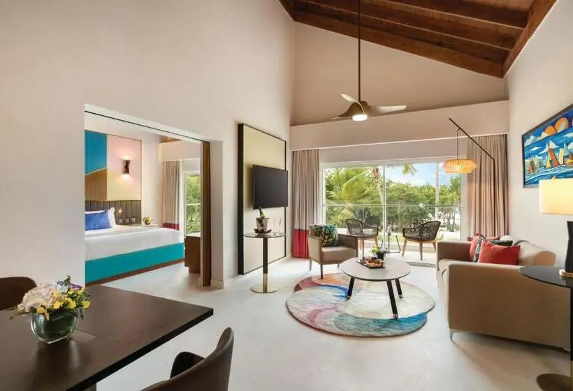 سوئیت با تخت بزرگ, Secrets La Romana All Inclusive Adult Only Resort & Spa