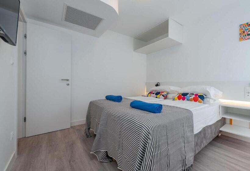 四人高级间, Camping Paklenica