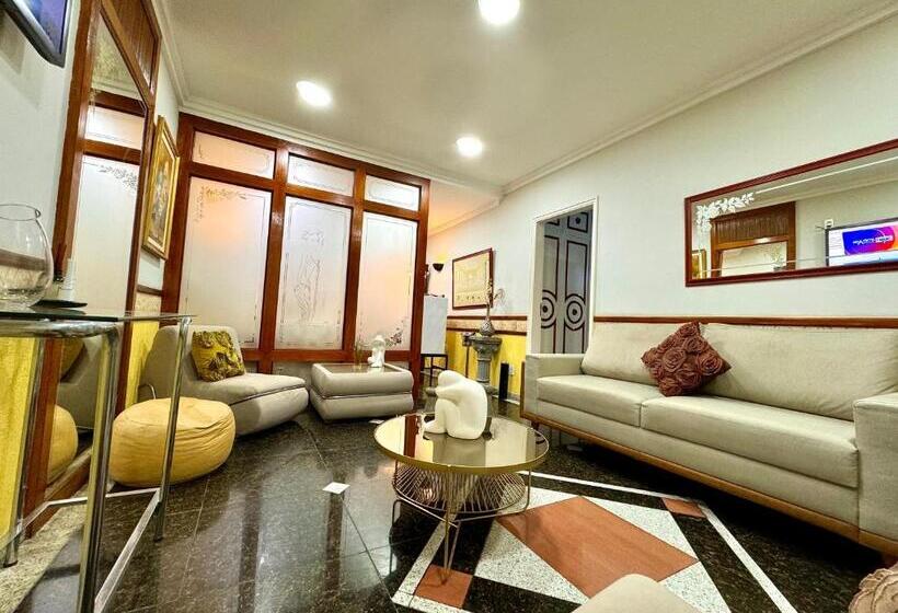 Люкс Повышенной Комфортности, Comendador