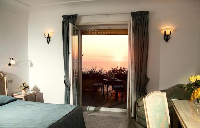 اتاق استاندارد با چشم‌انداز دریا, Da Gelsomina