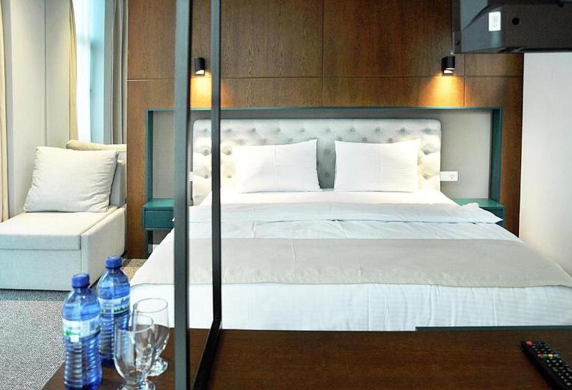 اتاق لوکس, River View Hotel Tbilisi