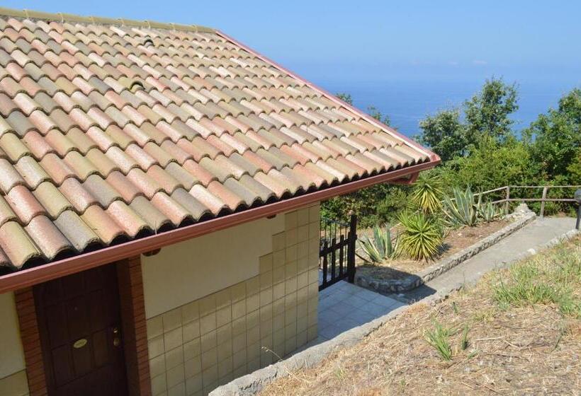 خانه 1 خوابه, La Cometa