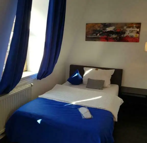 Standard Yhden Hengen Huone, Milin