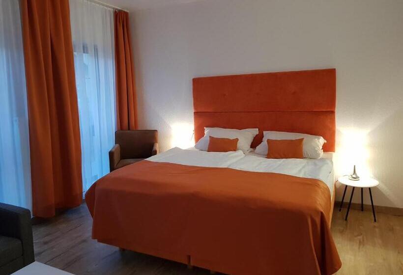 חדר סטנדרט, Milin