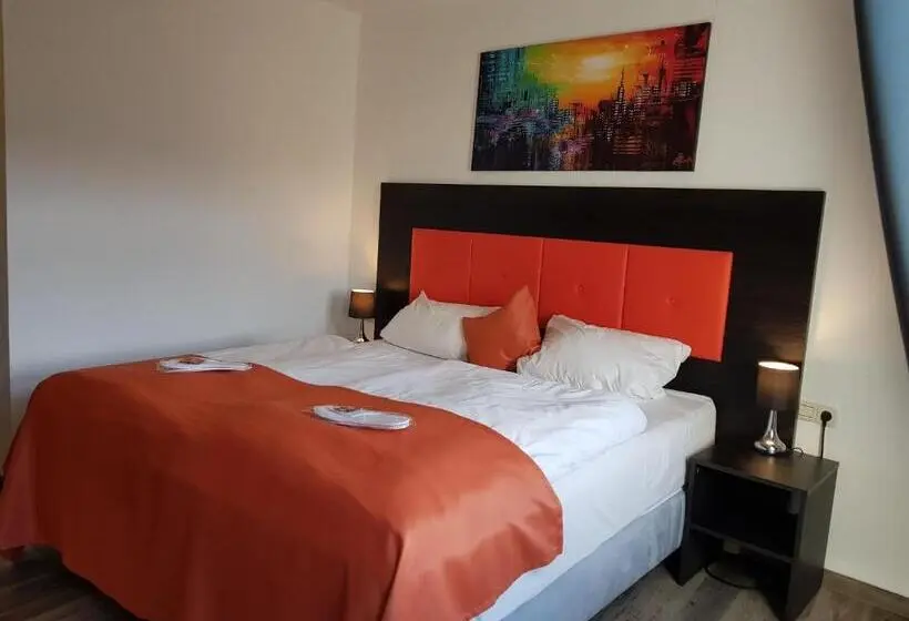 Comfort Kolmen Hengen Huone, Milin