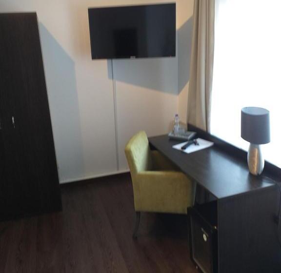 חדר אקונומי, Milin