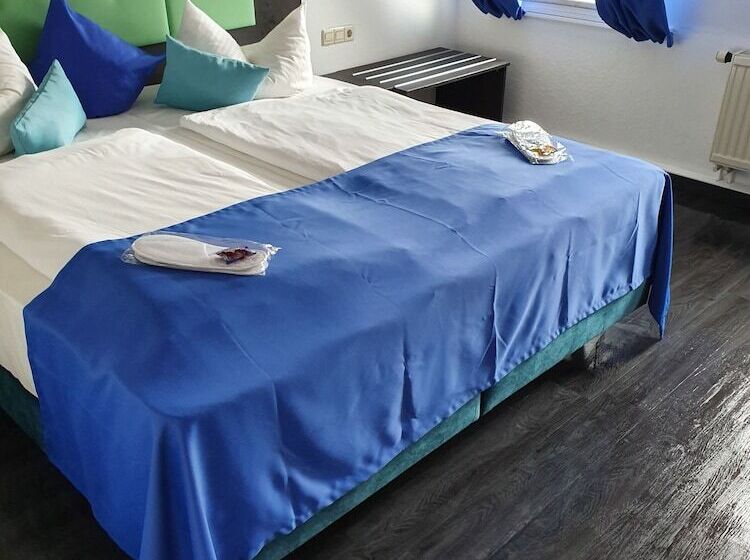 חדר סטנדרט, Milin