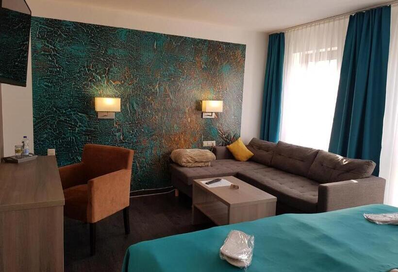 חדר סטנדרט, Milin