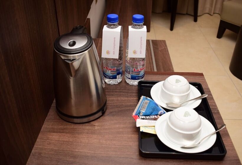 Executive Suite, Monty Suites & Golf