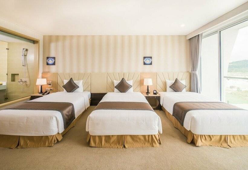 اتاق لوکس سه تخته, Muong Thanh Luxury Phu Quoc