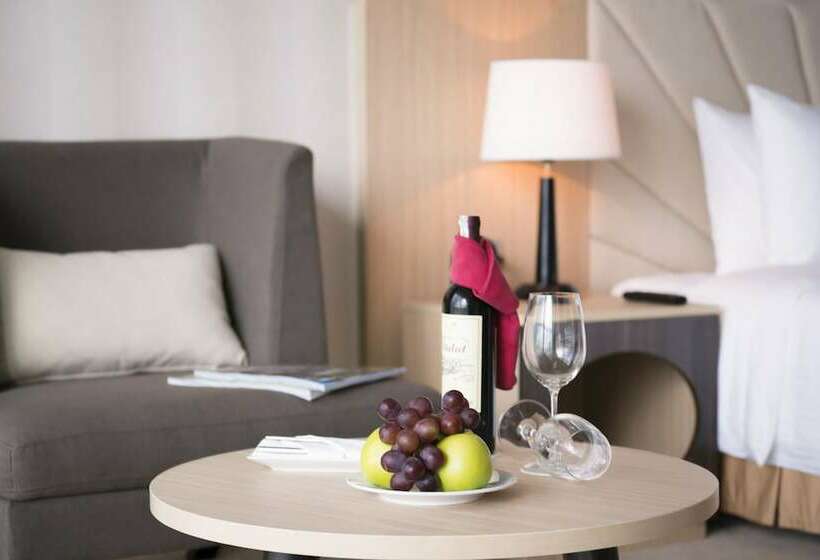 اتاق لوکس سه تخته, Muong Thanh Luxury Phu Quoc