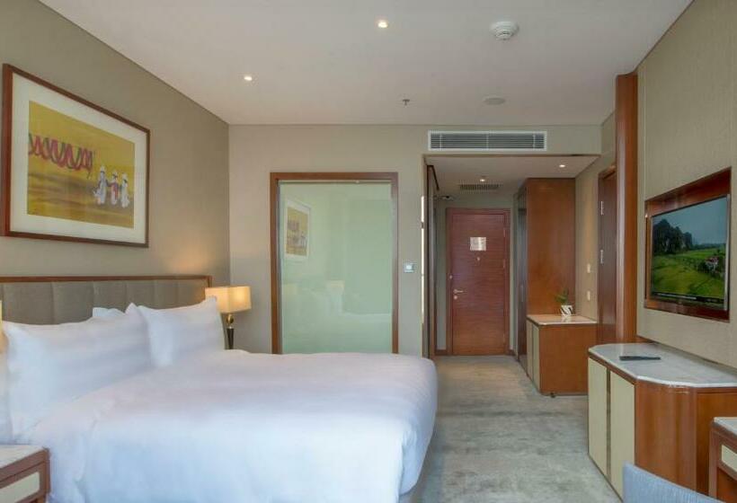 اتاق لوکس با تخت بزرگ, Wyndham Garden Hanoi