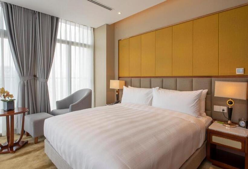 سوئیت جونیور با تخت بزرگ, Wyndham Garden Hanoi