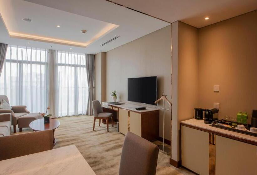 سوییت لوکس, Wyndham Garden Hanoi