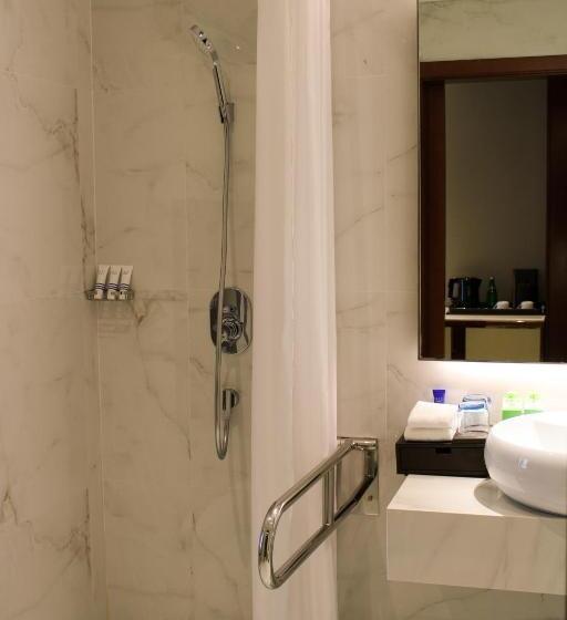 اتاق استاندارد با تخت بزرگ برای معلولان, Wyndham Garden Hanoi