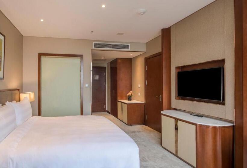 اتاق استاندارد با تخت بزرگ برای معلولان, Wyndham Garden Hanoi