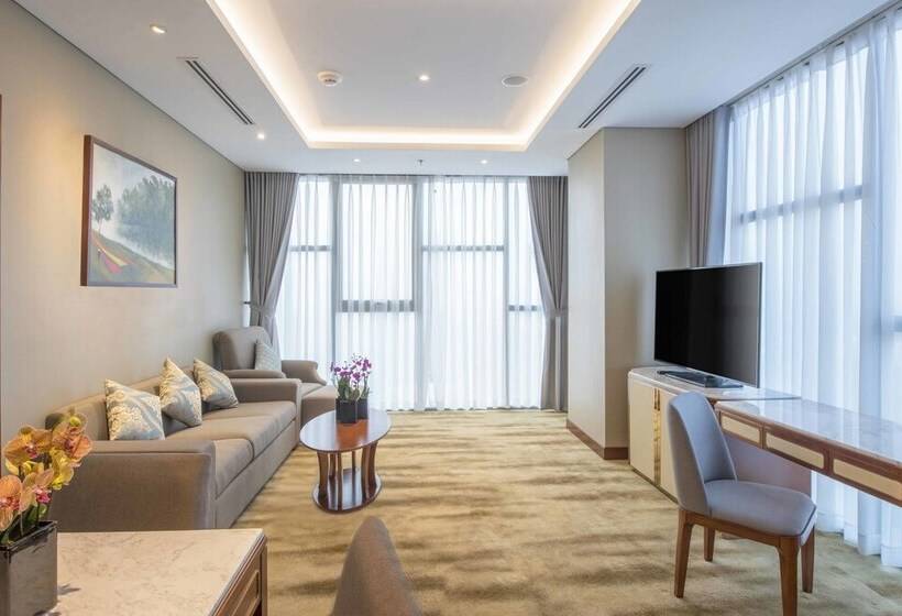 سوییت لوکس, Wyndham Garden Hanoi