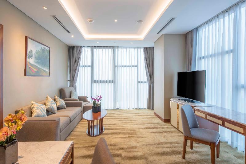Deluxe Suite King Bed, Wyndham Garden Hanoi