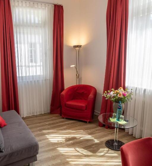 高级大房间, Alleehaus