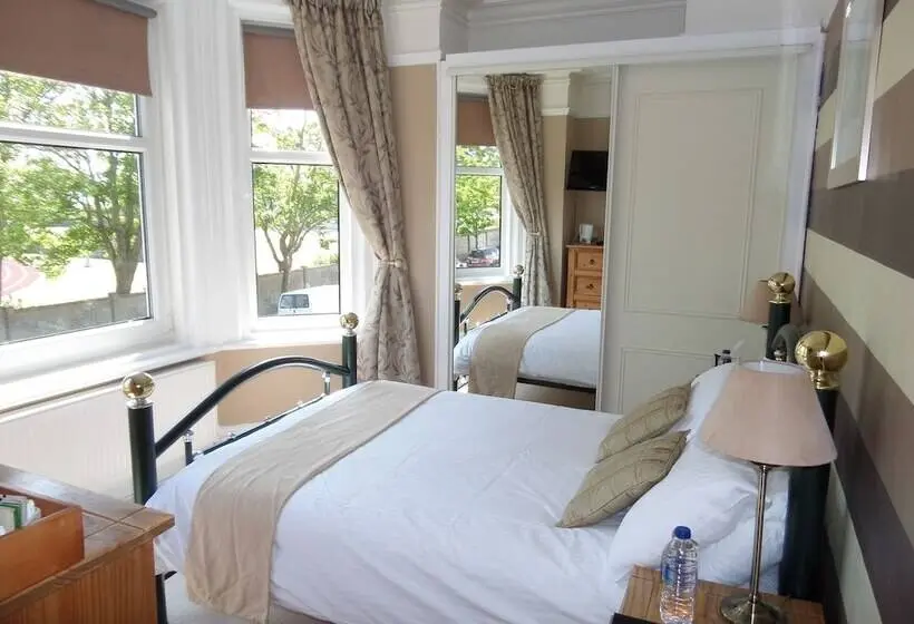 اتاق استاندارد, Beaumont House
