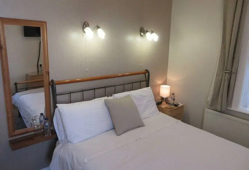 اتاق استاندارد در طبقه همکف, Beaumont House