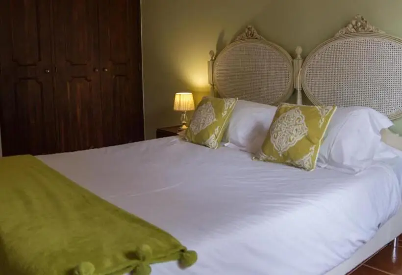 シングルデラックスルーム, Casa Rosa Montes