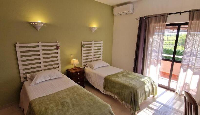 חדר סטנדרט נוף לגינה, Casa Rosa Montes