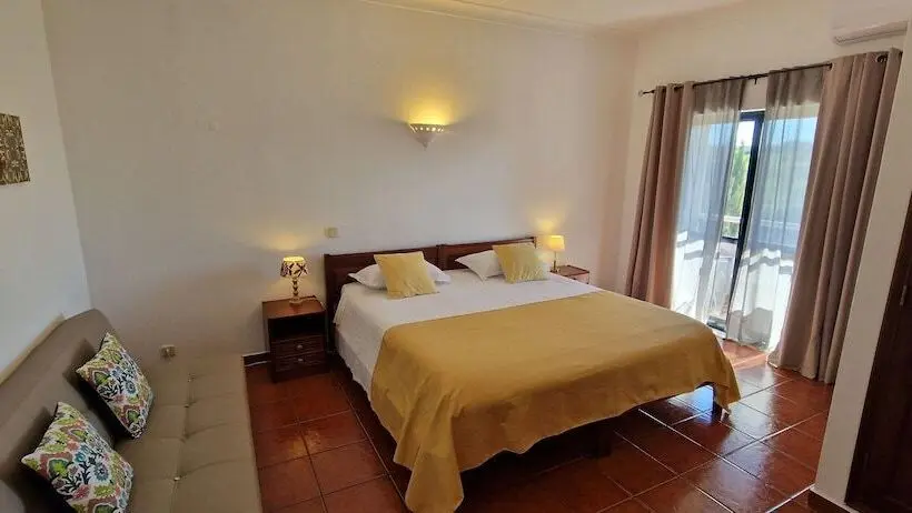 ガーデンビュースタンダードルーム, Casa Rosa Montes