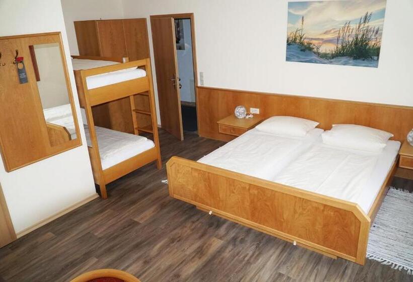 スタンダード４人部屋, Gasthof Zum Ochsen