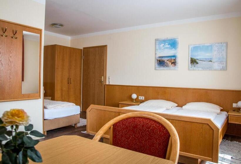 スタンダードトリプルルーム, Gasthof Zum Ochsen