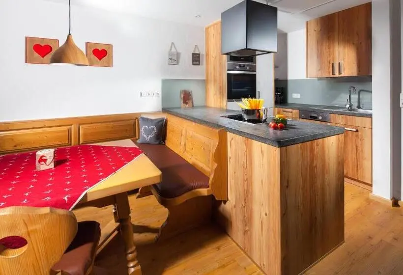 テラス付き1ベッドルームアパートメント, Gästehaus Und Ferienwohnungen Egglerlehen