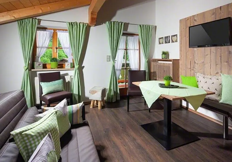 山の見えるジュニアスイート, Gästehaus Und Ferienwohnungen Egglerlehen