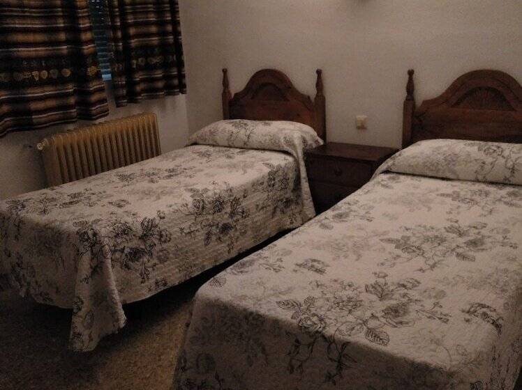 スタンダードルーム, Pensión Rural Arroyo La Teja