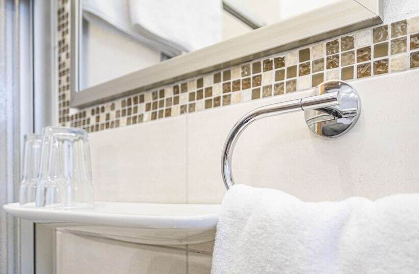 Номер Стандарт, Weisses Rössl