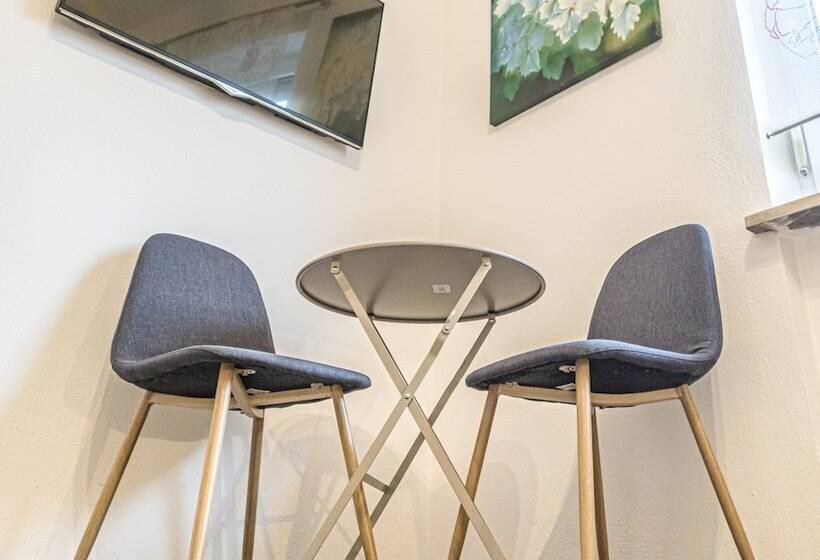 Номер Стандарт, Weisses Rössl